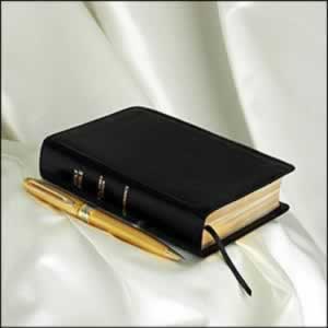 The Clear Word  Pocket Edition (Bonded Leather / Black)